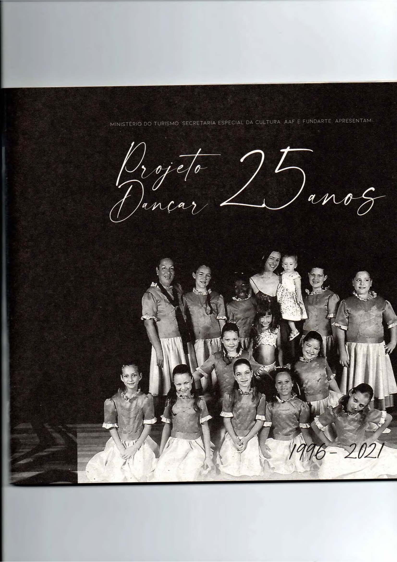 					Visualizar v. 7 n. 7 (2022): Cadernos Pedagógicos - Projeto Dançar 25 anos
				